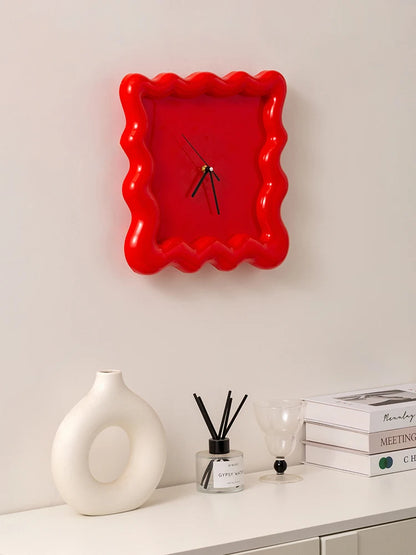 Biscuit Frame Clock