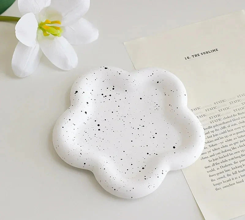 Flower-Shaped Jewelry Tray