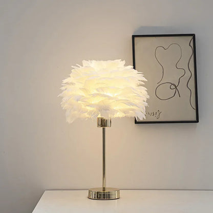 Romantic Feather Table Lamp